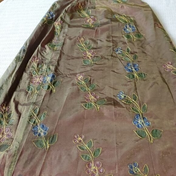 Embroidered & Embellished Sheer Lined Zippered A-Lined Event Maxi Sz. 28 Skirt - Picture 1 of 8